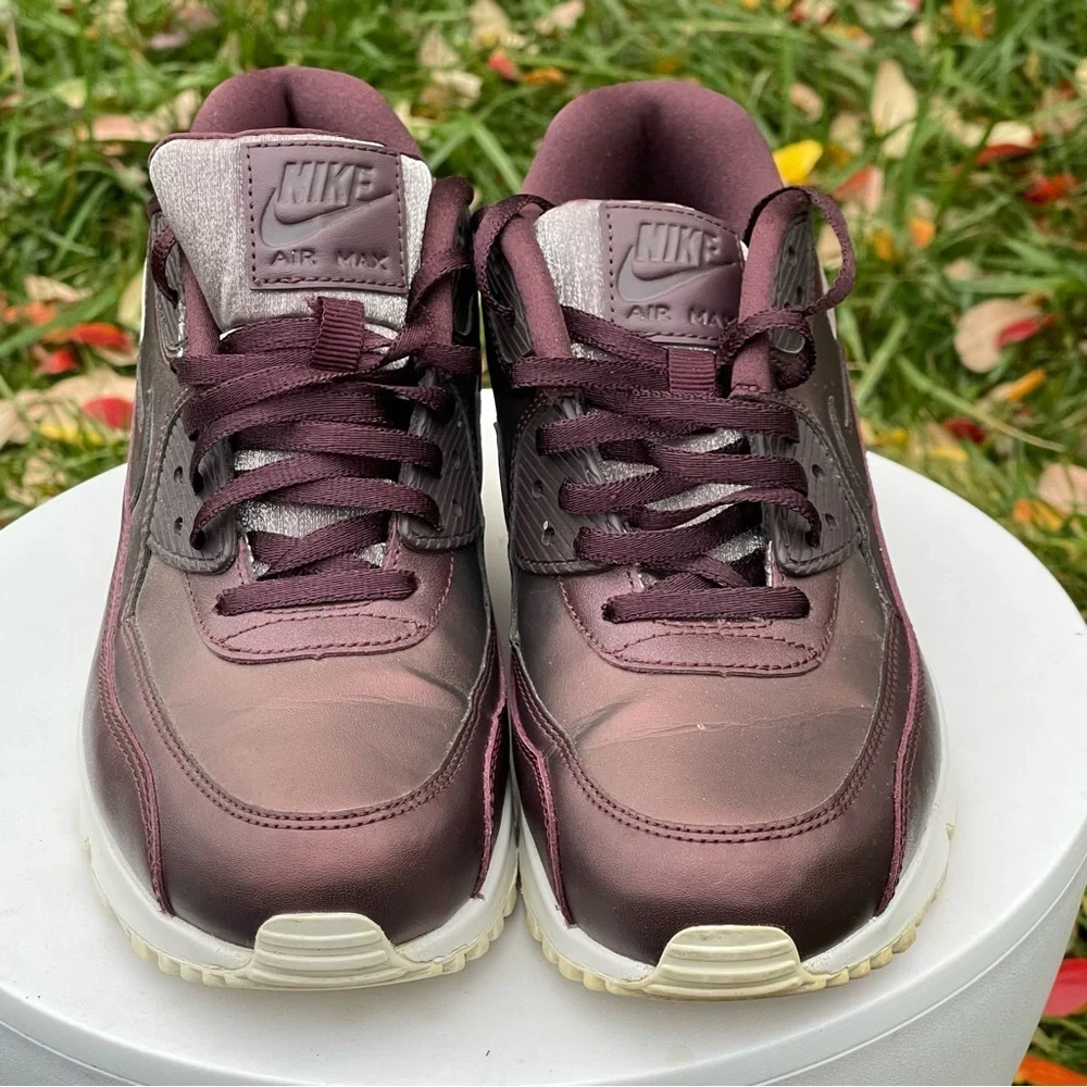 Nike Air Max 90 PRM Shoes Womens 8 Metallic Mahogany Running Sneakers 896497-903 - Picture 6 of 13